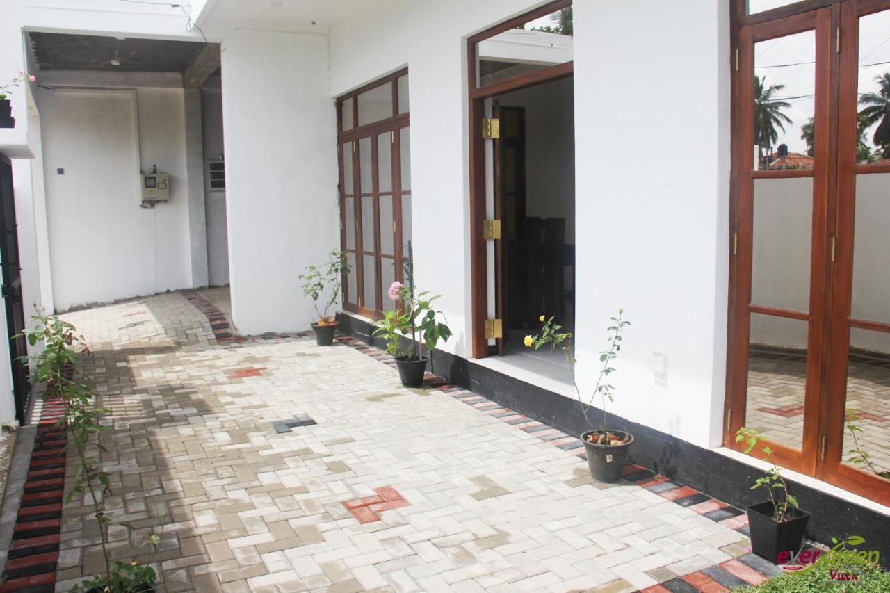 Ever Green Villa Negombo Esterno foto