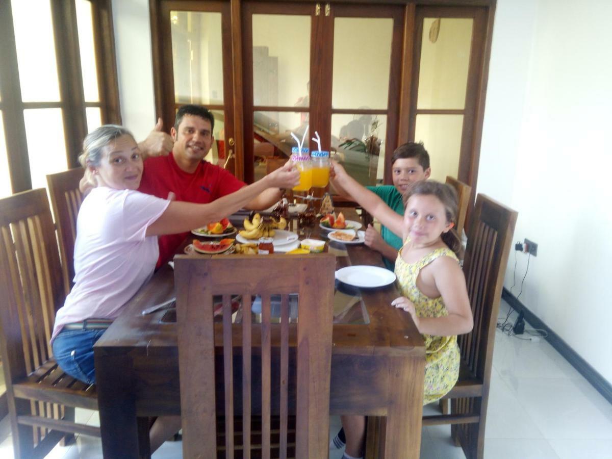 Ever Green Villa Negombo Esterno foto